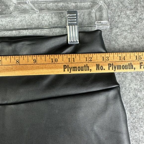 Robert Matthew Faux Leather Pants Womens M Pull On Lined Skinny City Whimsy Goth - Picture 10 of 14